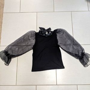 Black long sleeve large top